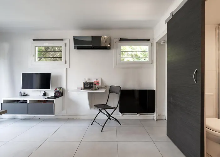 Avec Parking A 12mns Du Centre Historique De Apartment